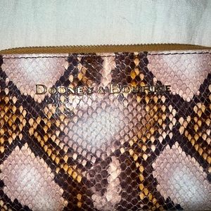 Good used condition Dooney wristlet